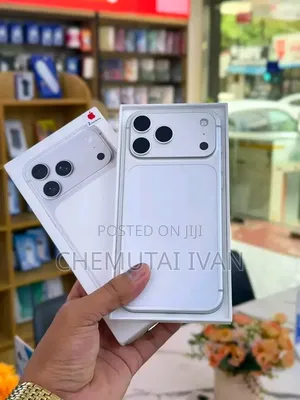 New Apple iPhone 17 Pro Max 256 GB Silver