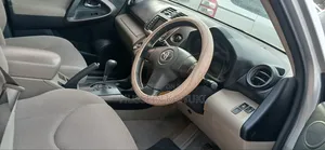 Toyota Vanguard 2009 Silver