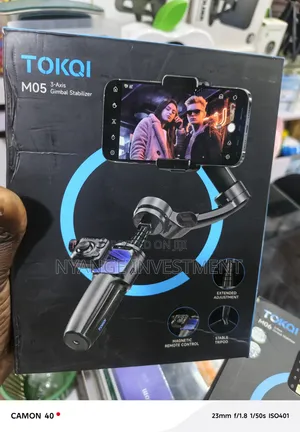 TOKQI M05 3-Axis Gimbal Stabilizer, a Handheld Smartphone Stabilizer