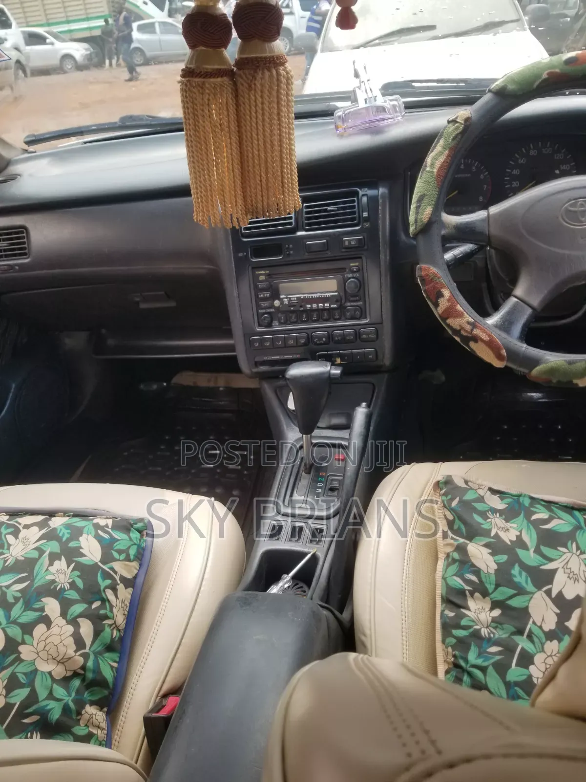 Toyota Corona 1999 White