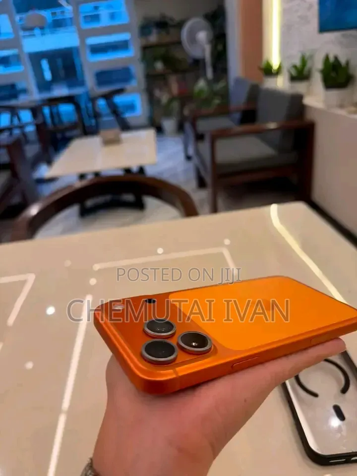 New Apple iPhone 17 Pro Max 256 GB Orange