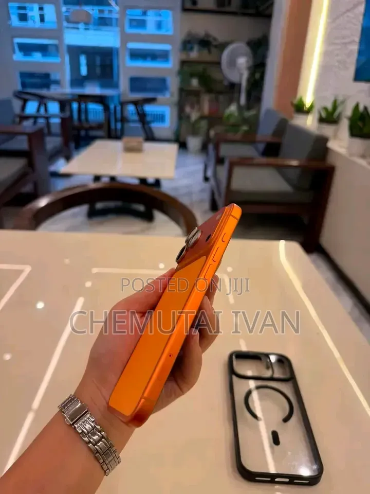 New Apple iPhone 17 Pro Max 256 GB Orange