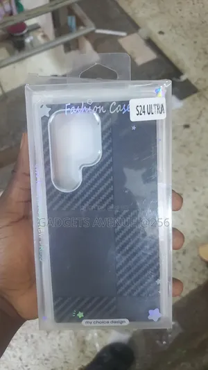MagSafe-compatible "Fashion Case" for the Samsung Galaxy S24 Ultra.