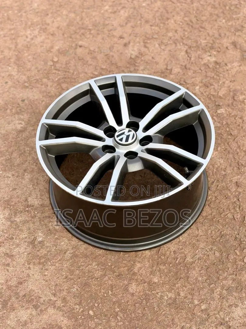 Volkswagen Tiguan and Golf Size 18