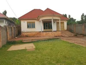 Furnished 3bdrm House in Matugga, Gombe for sale
