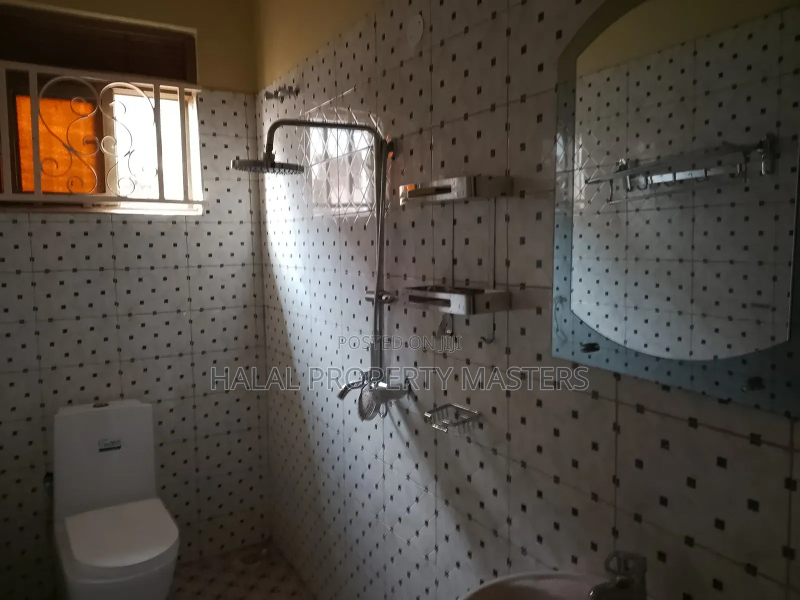 Furnished 3bdrm House in Matugga, Gombe for sale