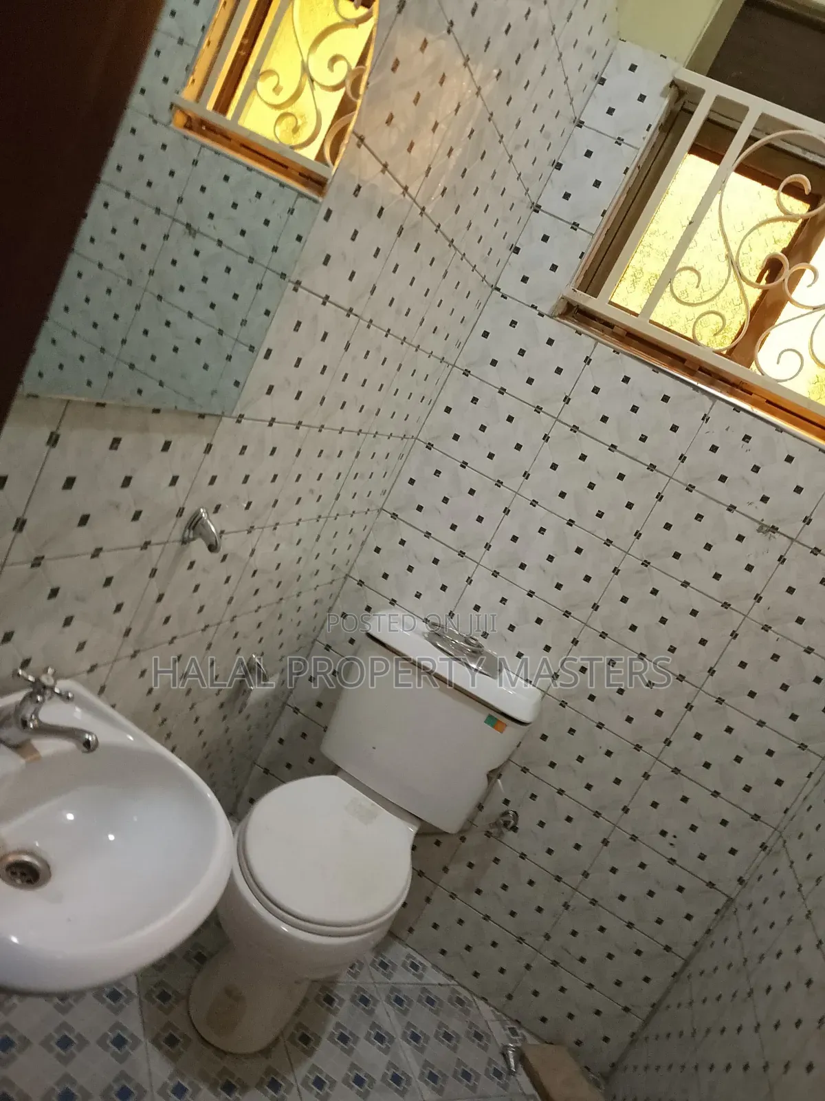 Furnished 3bdrm House in Matugga, Gombe for sale