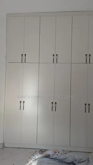 Morden Bulit in Wardrobe Disgn
