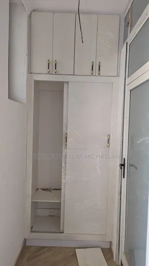 Morden Bulit in Wardrobe