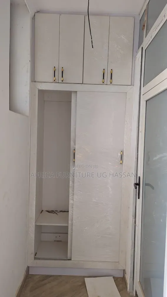 Morden Bulit in Wardrobe