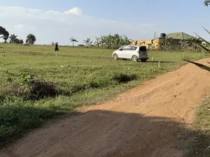 *Commercial Kakiri Town Plots* 50 by 100ft