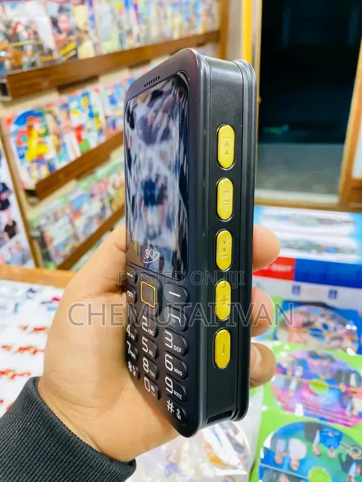 New SQ 1000 8 GB Black