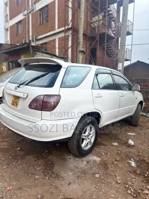Toyota Harrier 1999