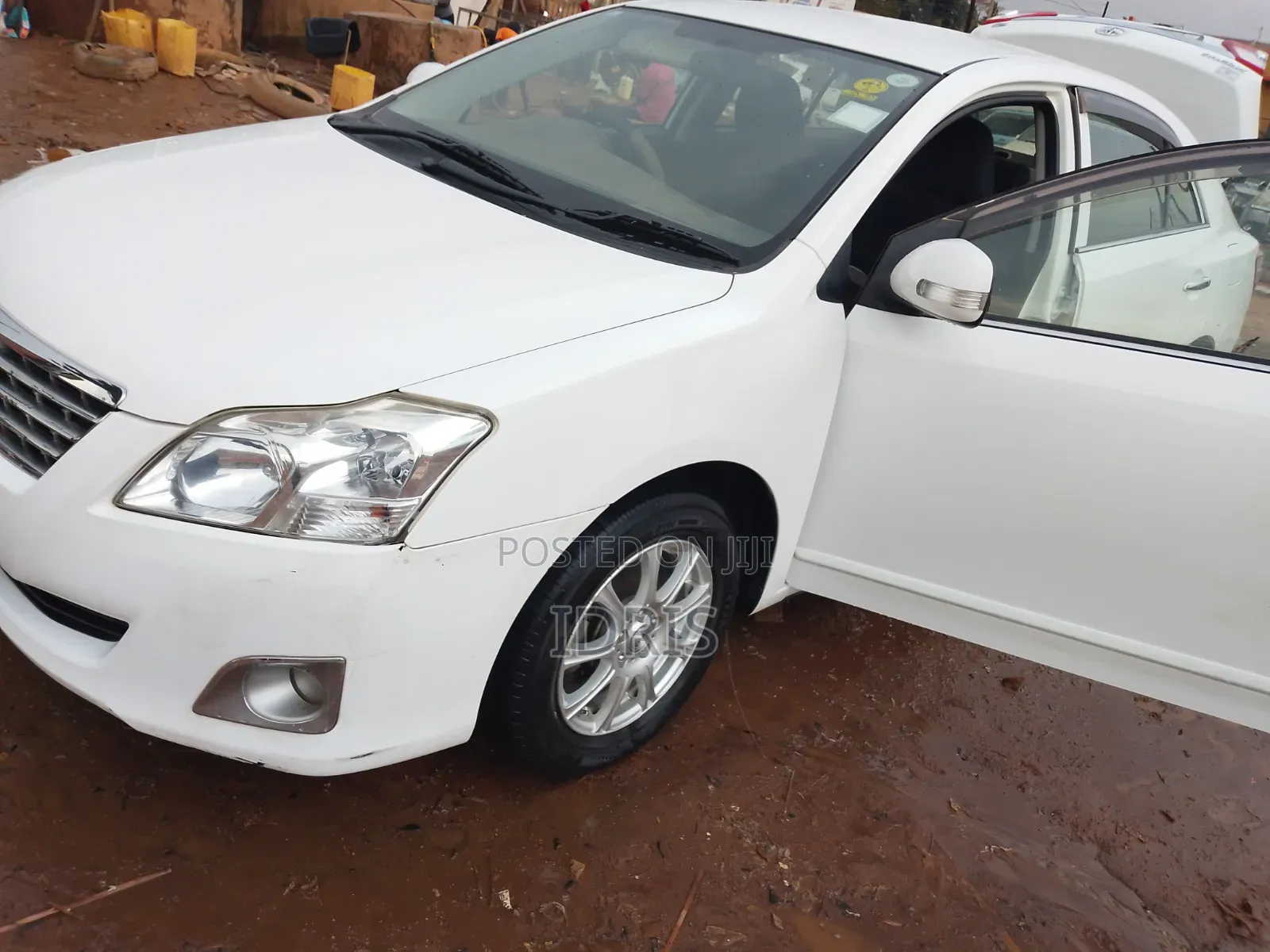 Toyota Premio 2011 White