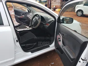 Toyota Premio 2011 White