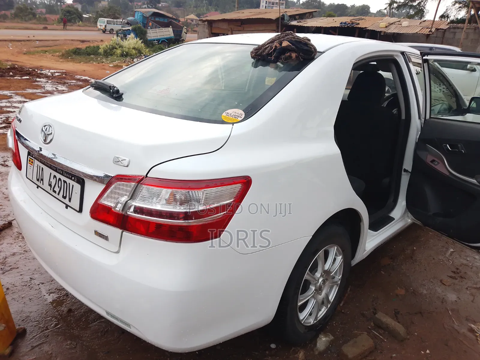 Toyota Premio 2011 White