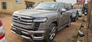Toyota Land Cruiser 2024 Ivory