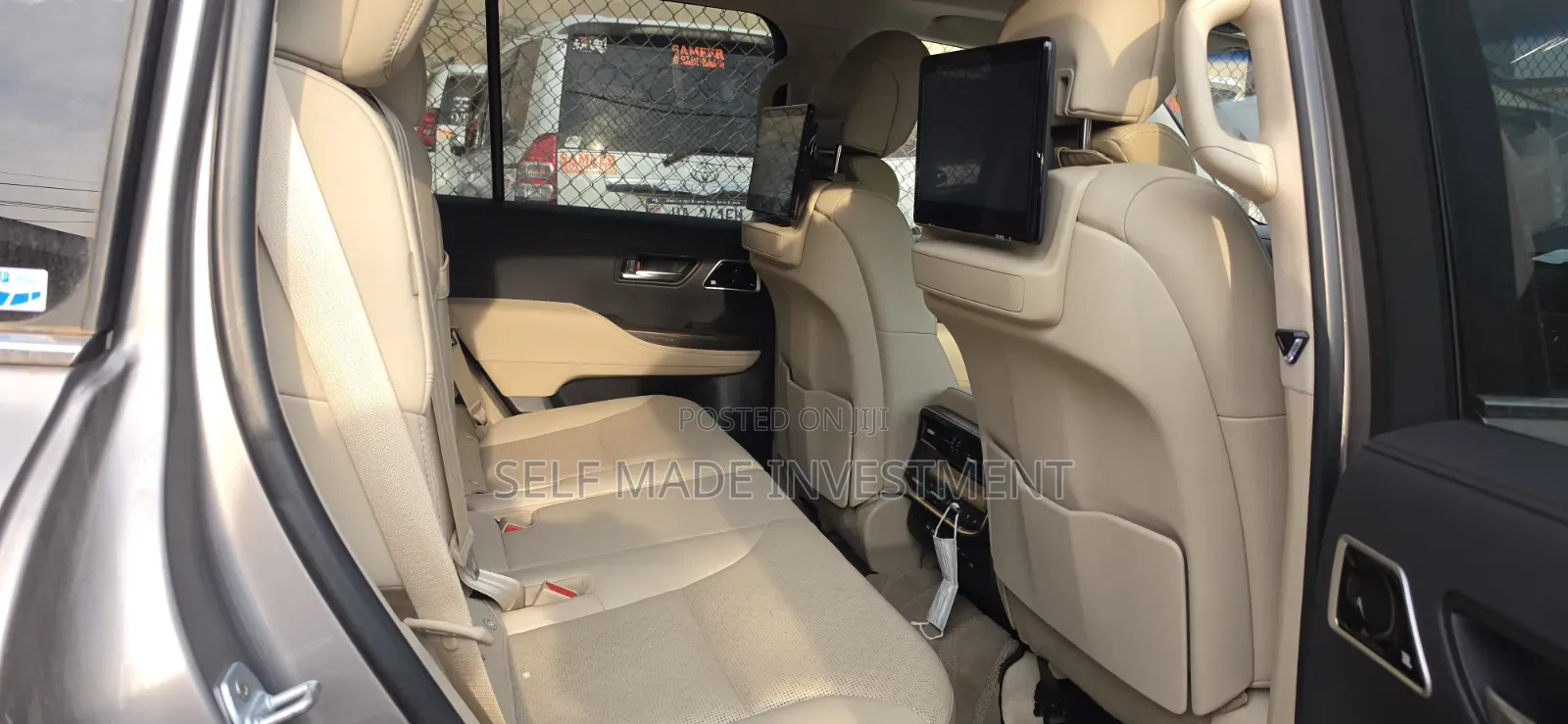 Toyota Land Cruiser 2024 Ivory