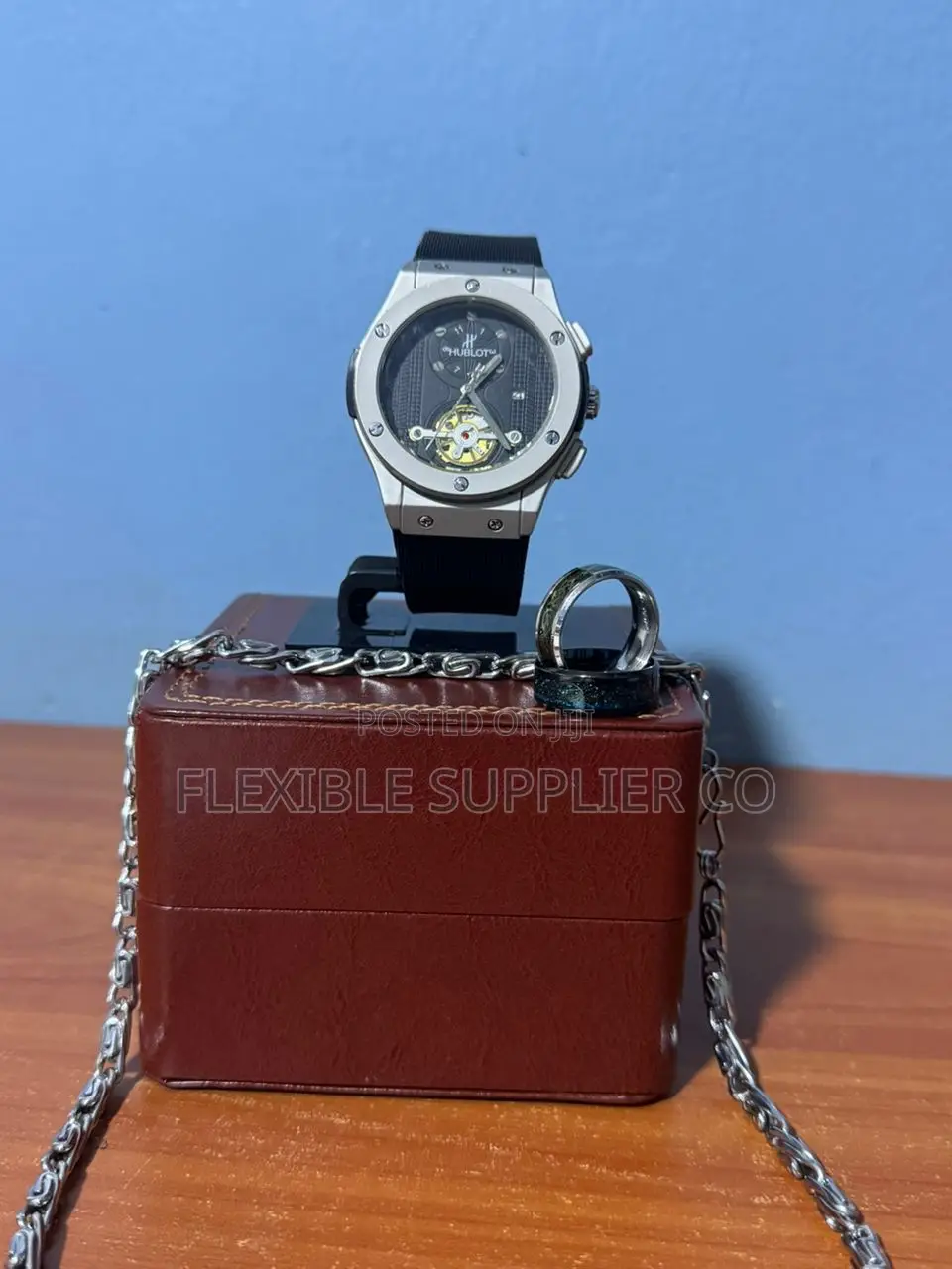 Hublot Watch Free Rings and Neck Chain