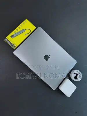 Laptop Apple MacBook Pro 2020 M1 8GB Apple M1 Pro SSD 512GB