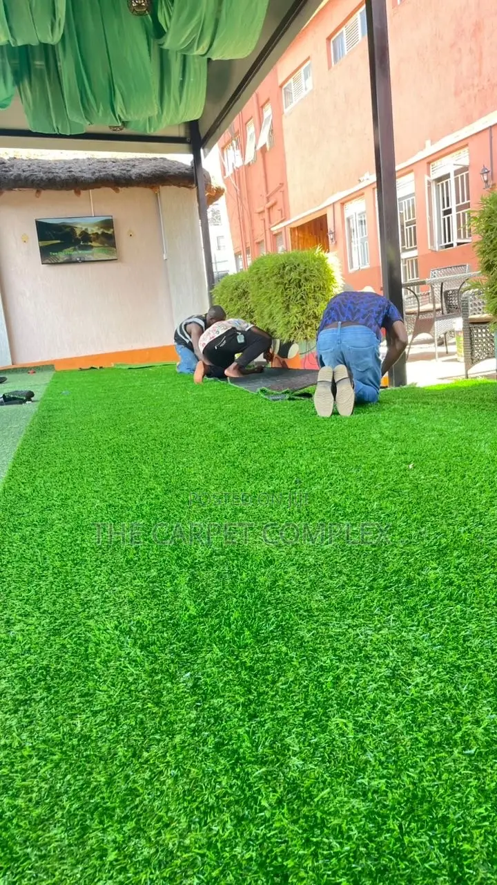 Modern Tuff Grass Per Squaremeter