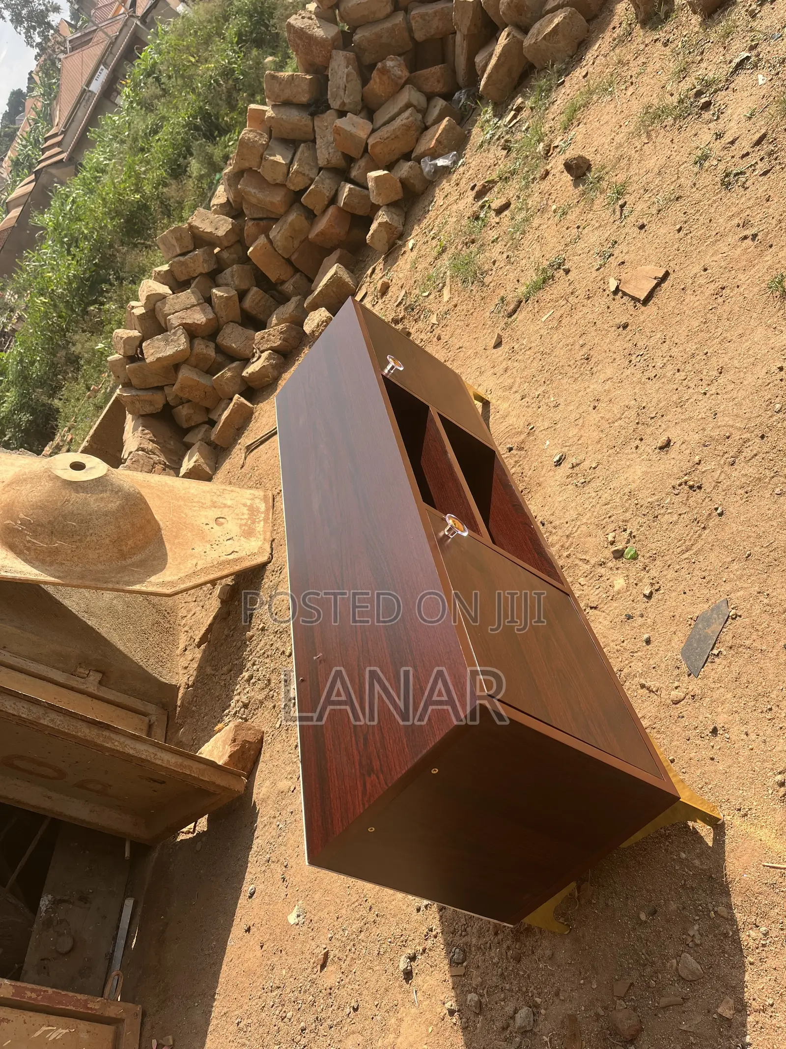 TV Stand Etimo