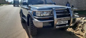 Toyota Land Cruiser 1999 Green