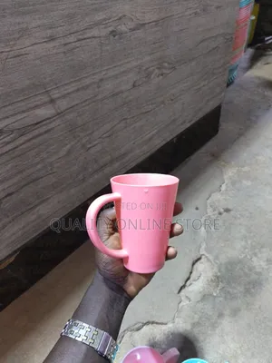 Pinch Plastic Cups Plastic Cups