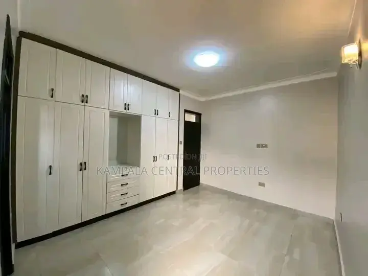 2bdrm Apartment in Bukoto, Central Division for rent