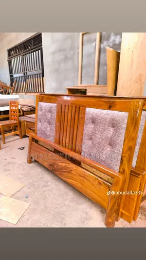 Mugavu Bed