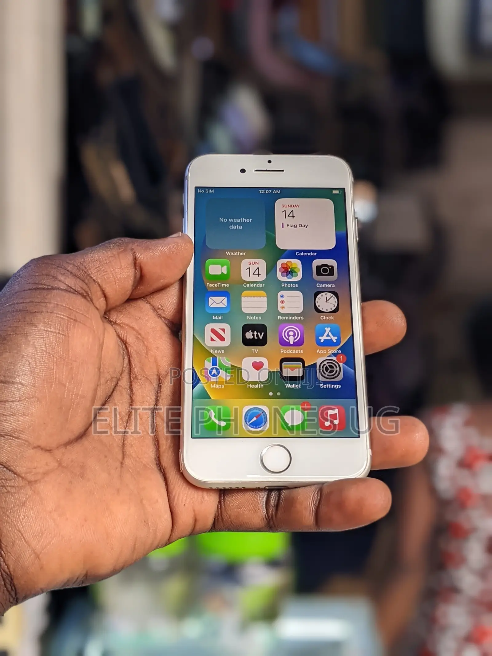 Apple iPhone 8 64 GB White