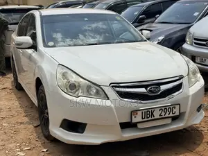 Subaru Legacy 2010 White