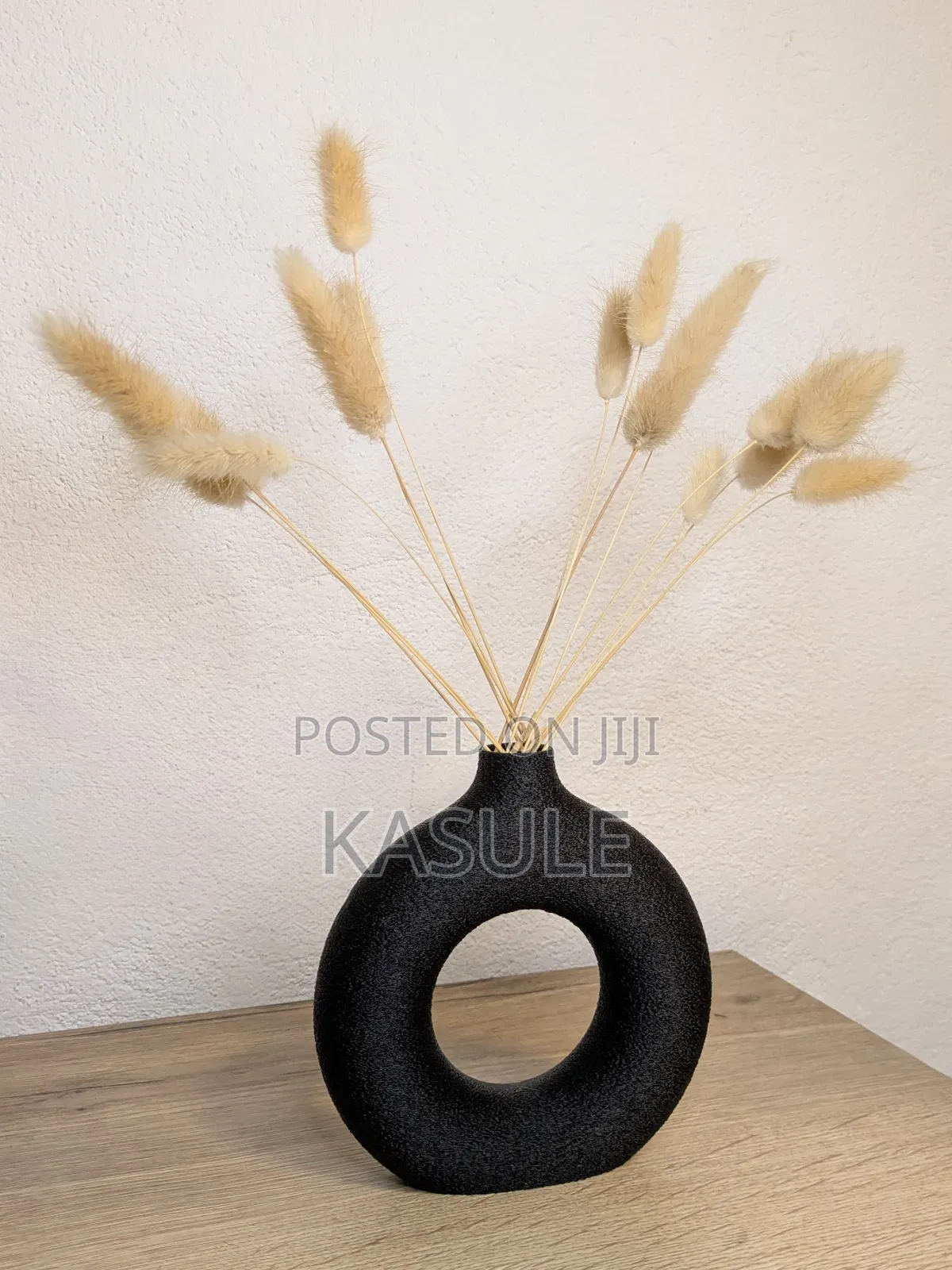 Donut Vase Fuzzy Optik