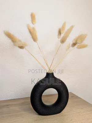 Donut Vase Fuzzy Optik