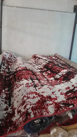 Maroon Centre Carpets