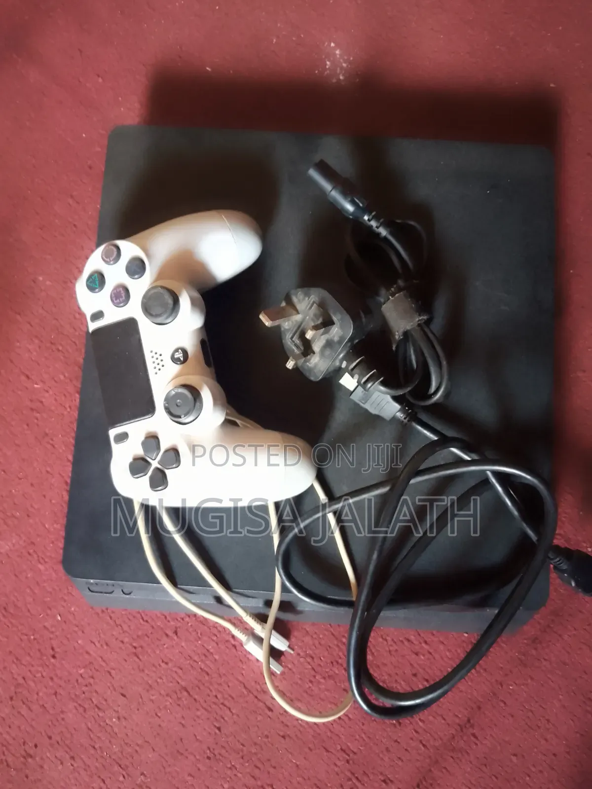 PS4 Slim Chipped, Free Controller, HDMI Cable, Power Cable, USB Cable