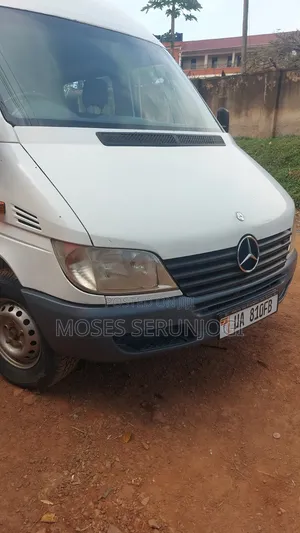 Mercedes-Benz Sprinter 2003 White