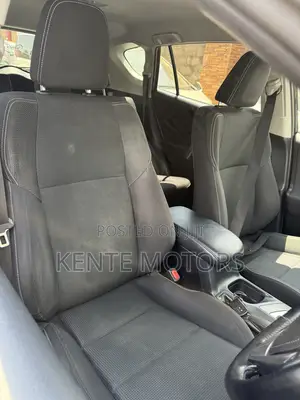 Toyota RAV4 Adventure 4dr SUV (2.5L 4cyl 6A) 2018 Blue