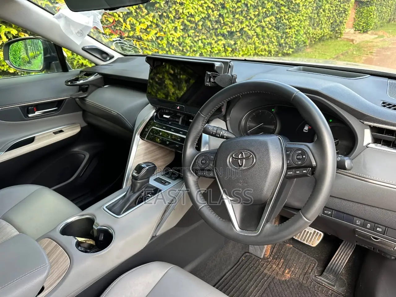 Toyota Harrier Z Leather Package 2022 Silver
