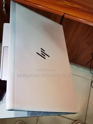 Laptop HP EliteBook 830 G8 8GB Intel Core i7 SSD 256GB