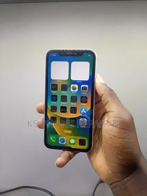 Apple iPhone XR 64 GB White