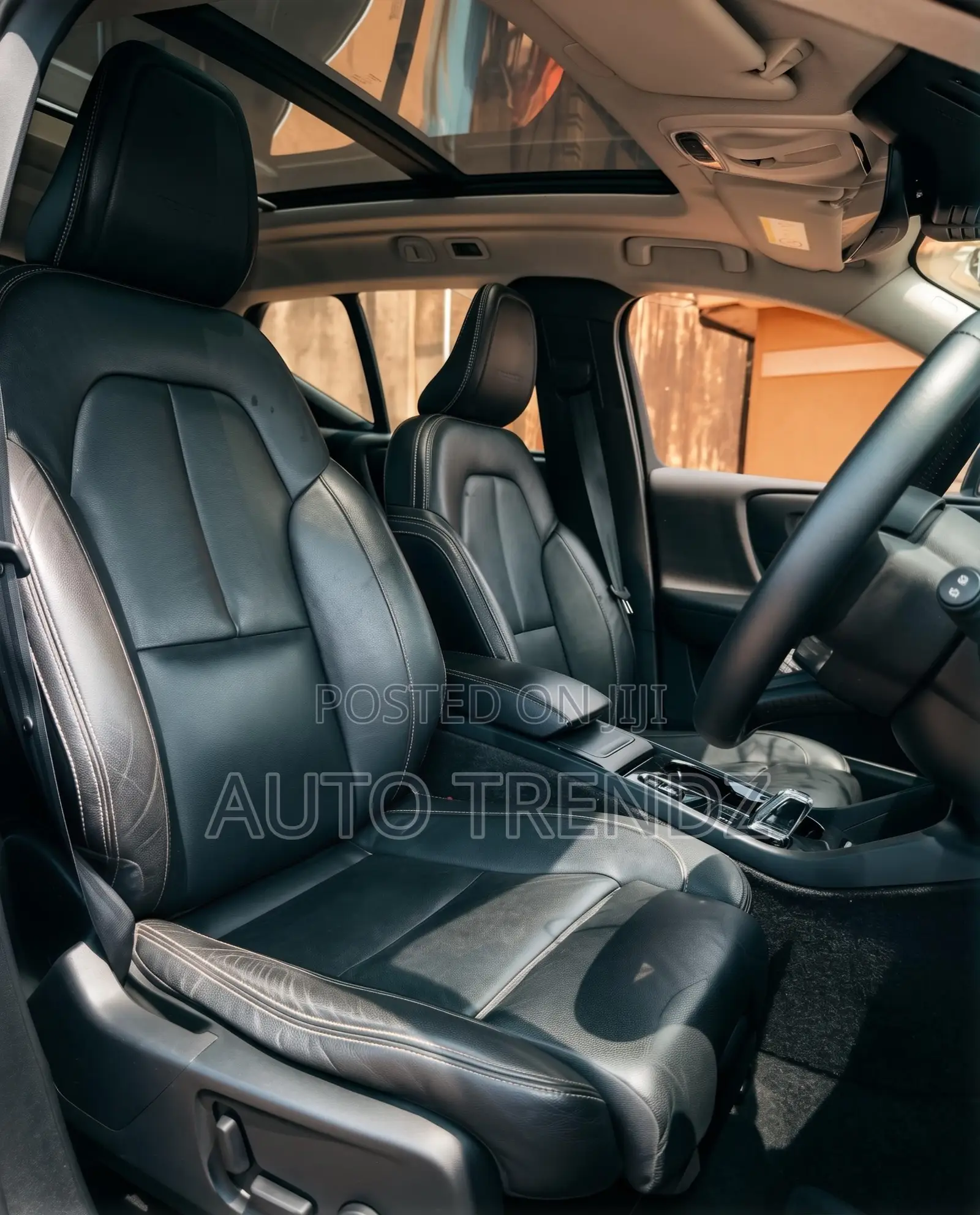 Volvo XC40 T5 Petrol AWD 2020 Brown