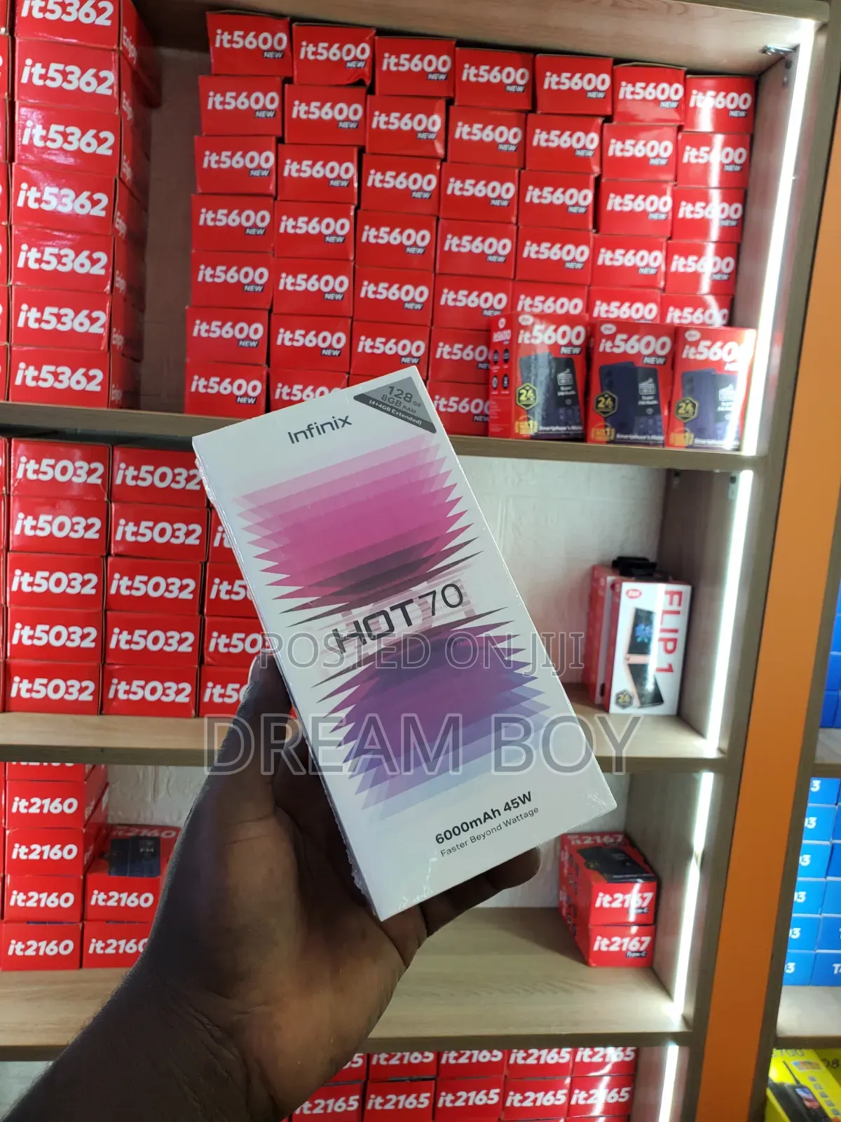 New Infinix Hot 70 128 GB Black