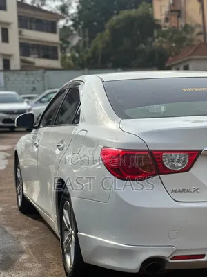 Toyota Mark X 2011 Silver