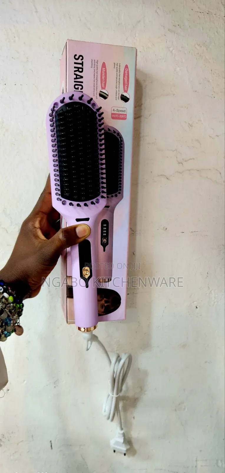 Straight Hair Comb .