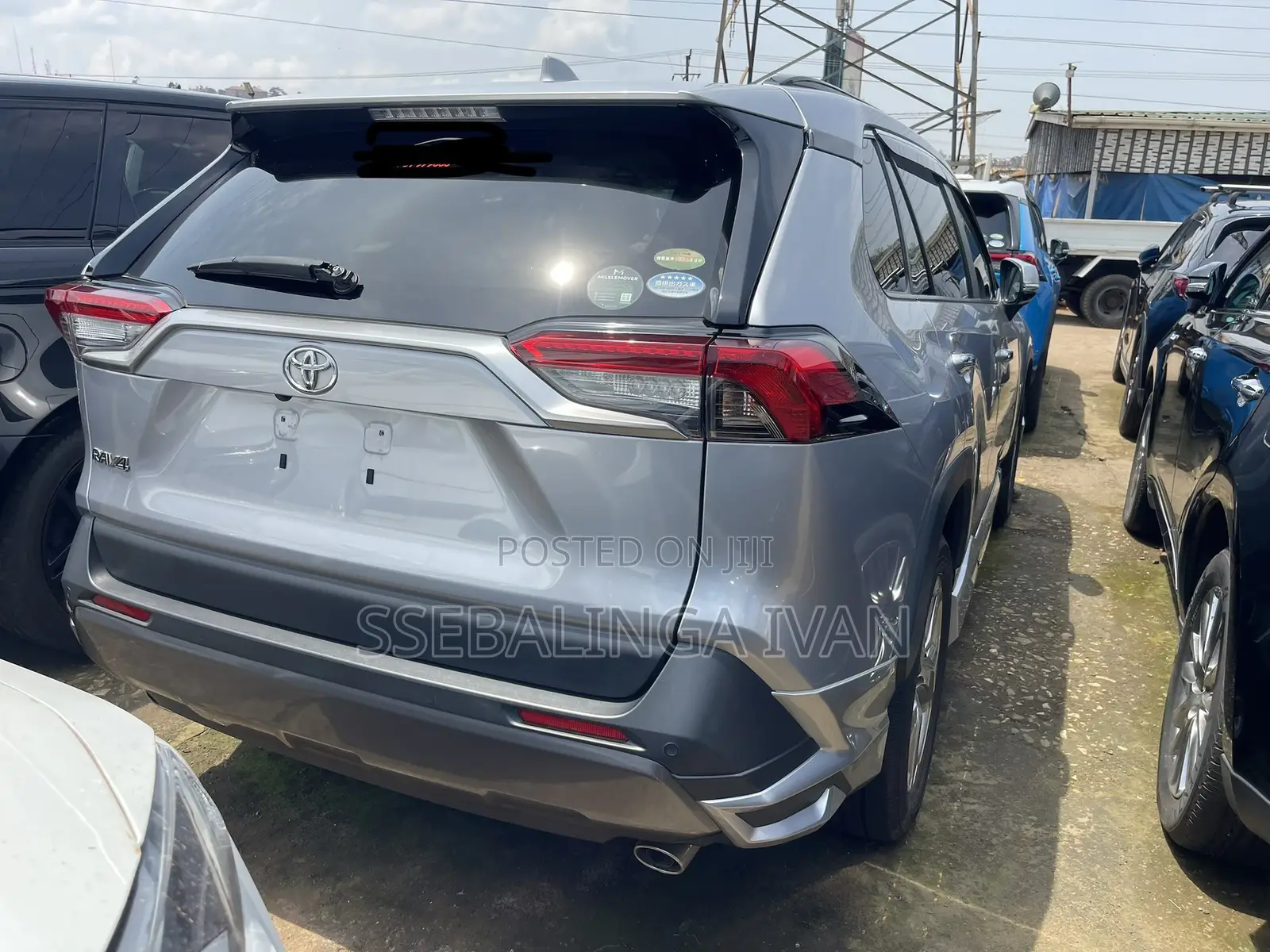 Toyota RAV4 2021 Silver