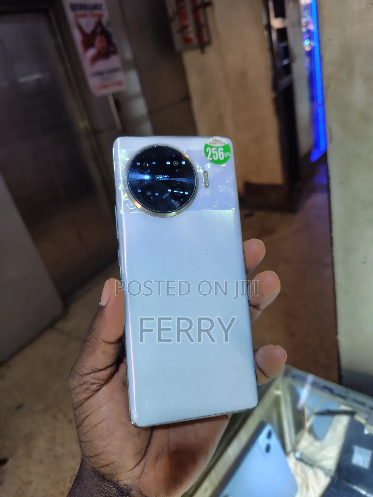 Tecno Spark 40 Pro+ 256 GB White