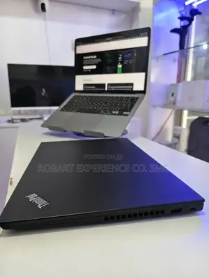 Laptop Lenovo ThinkPad T490s 16GB Intel Core i5 SSD 256GB