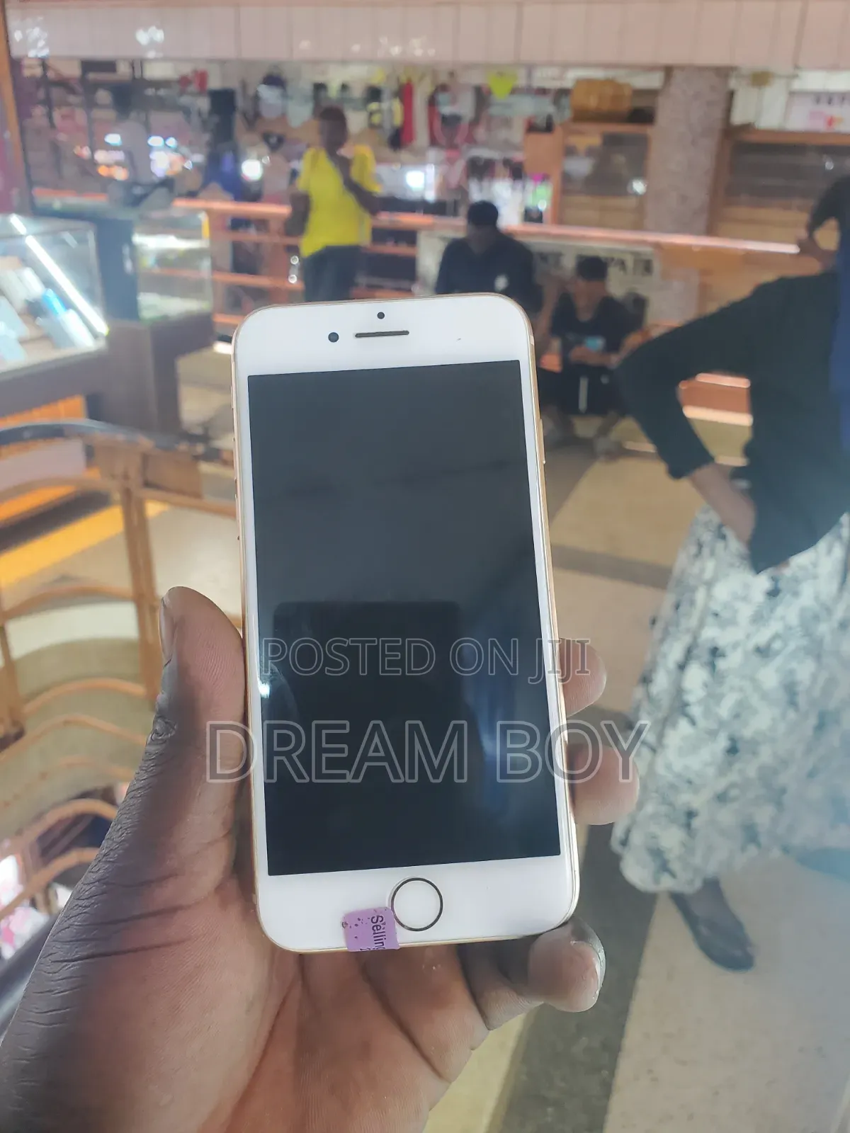 Apple iPhone 8 64 GB Gold