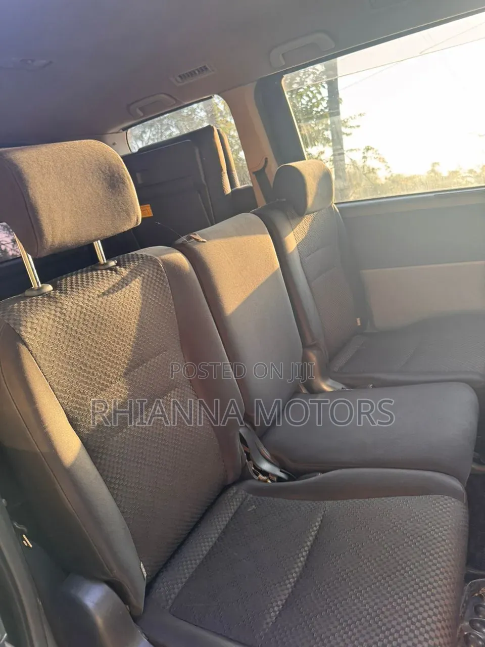 Toyota Noah 2010 Black